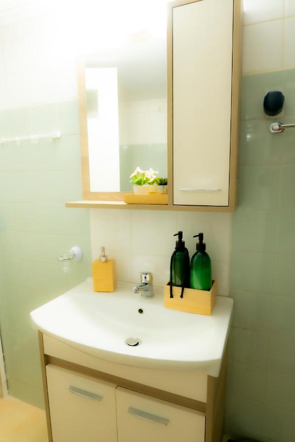 Myrtle, City Center Renovated Apartment Athens Exterior photo